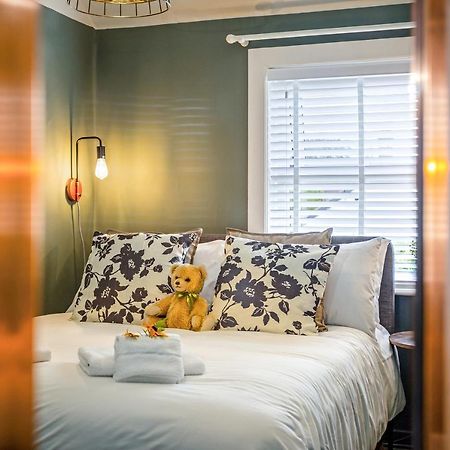 Stylish Romantic Country Escape Near Chester Christleton Eksteriør bilde